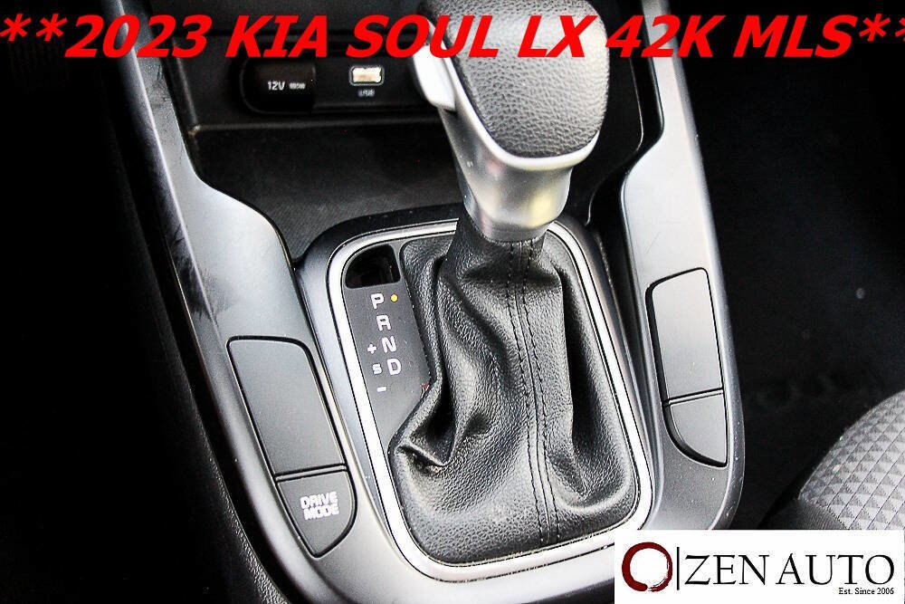Used 2023 Kia Soul LX w/ Option Group 015 image 18