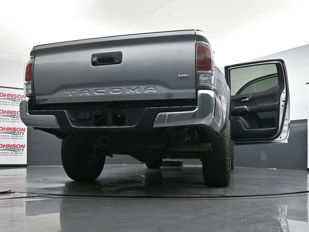 Used 2023 Toyota Tacoma TRD Off-Road image 29