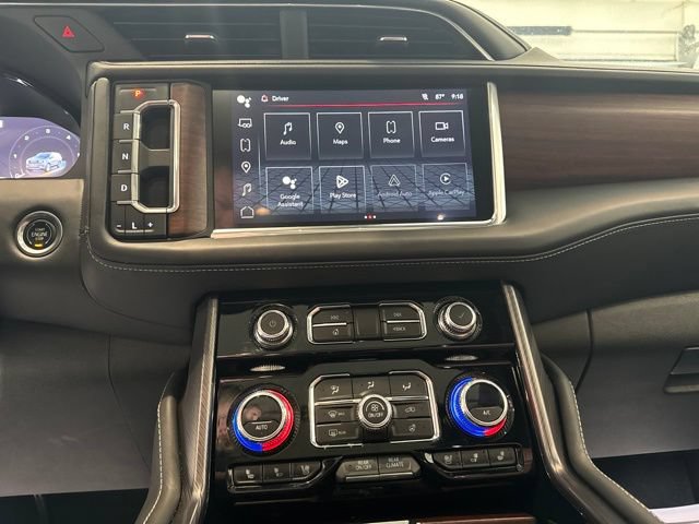 Used 2023 GMC Yukon Denali Ultimate AWD/4WD image 9