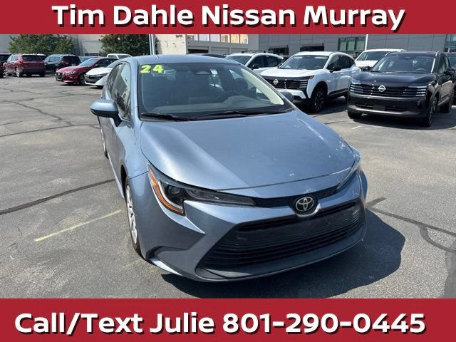Used 2024 Toyota Corolla LE FWD image 3