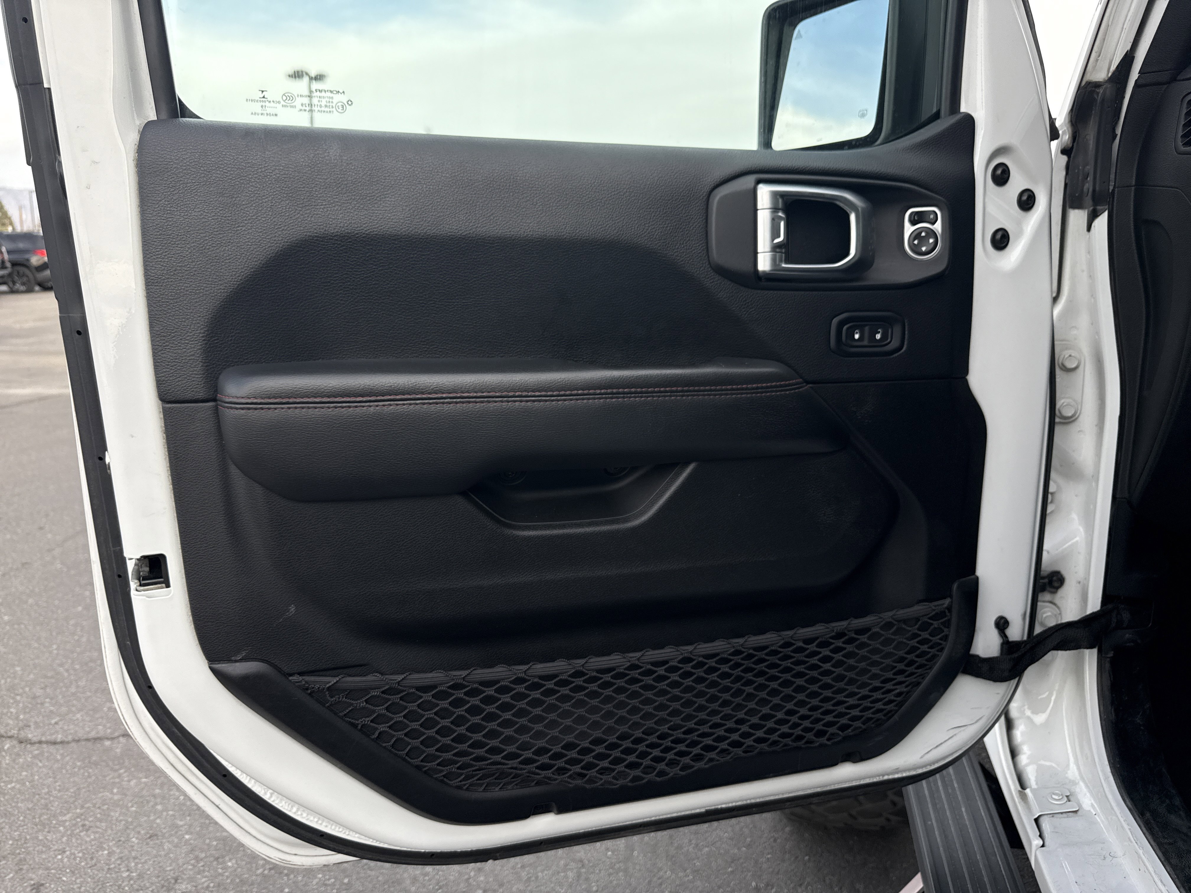 Used 2019 Jeep Wrangler Unlimited Rubicon image 15