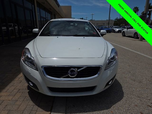 Used 2013 Volvo C70 T5 FWD image 1