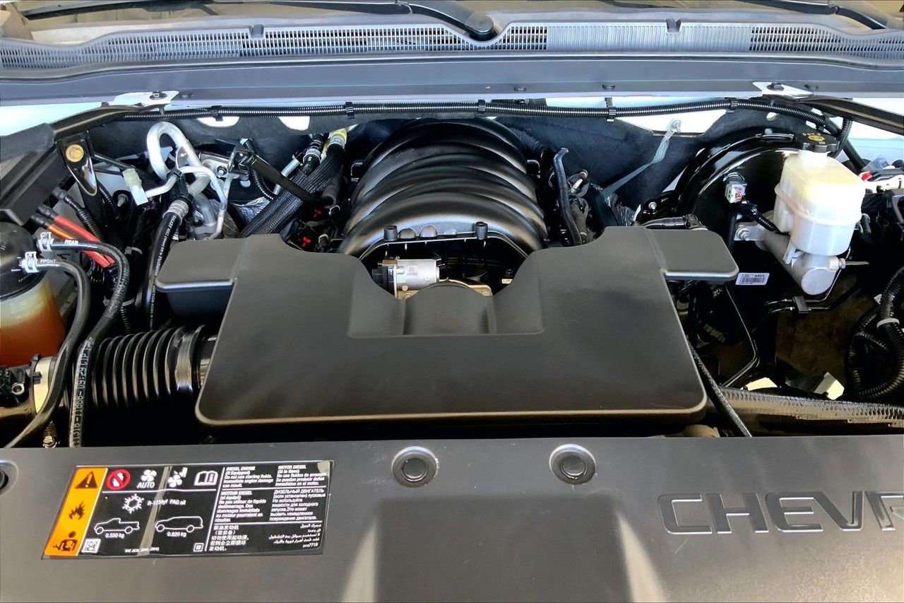 Used 2019 Chevrolet Suburban LS image 8