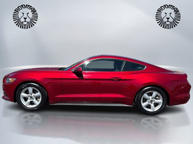 Used 2015 Ford Mustang Coupe RWD image 8