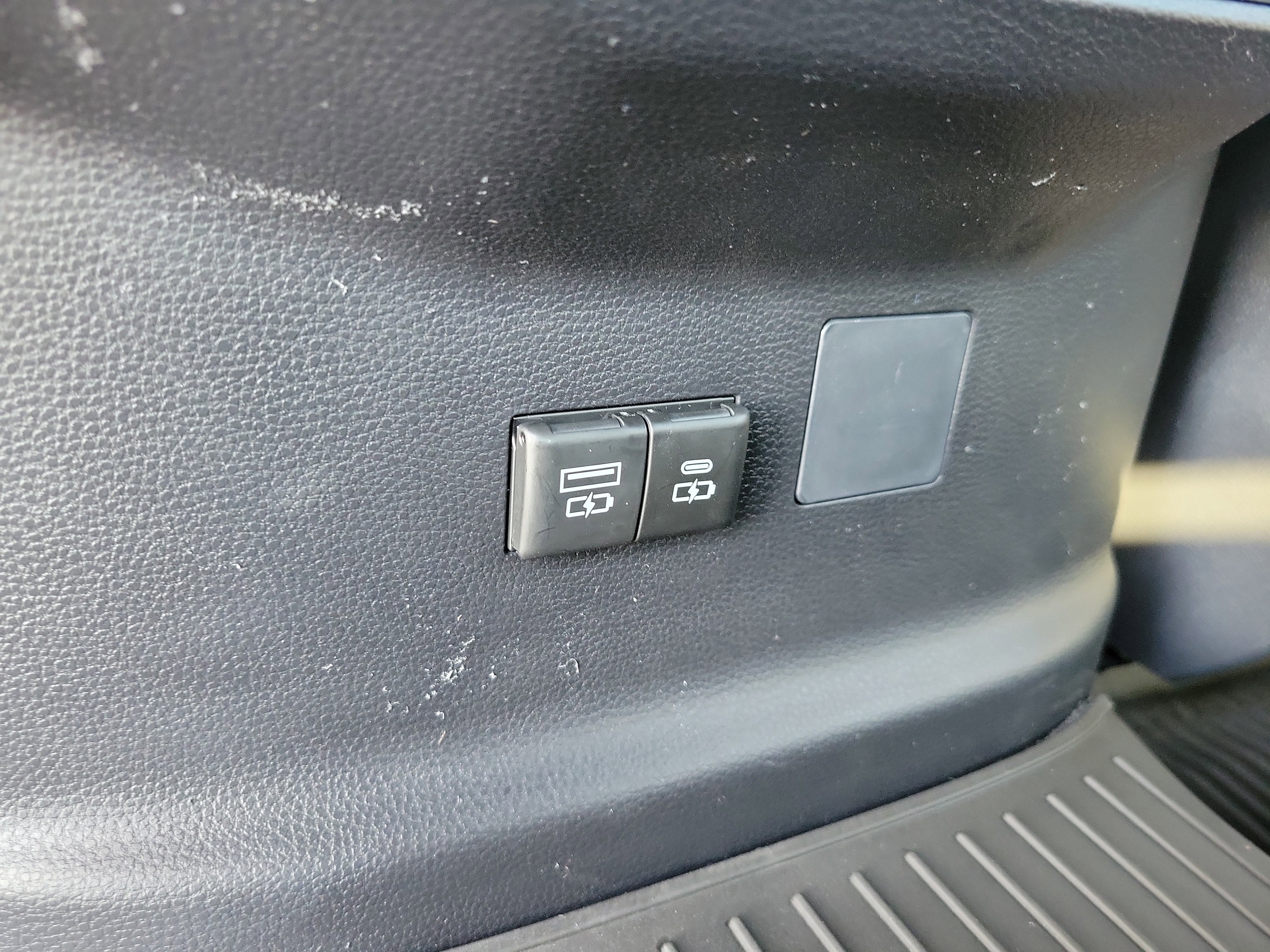 New 2026 Toyota Tundra SR5 w/ SR5 Convenience Package image 17