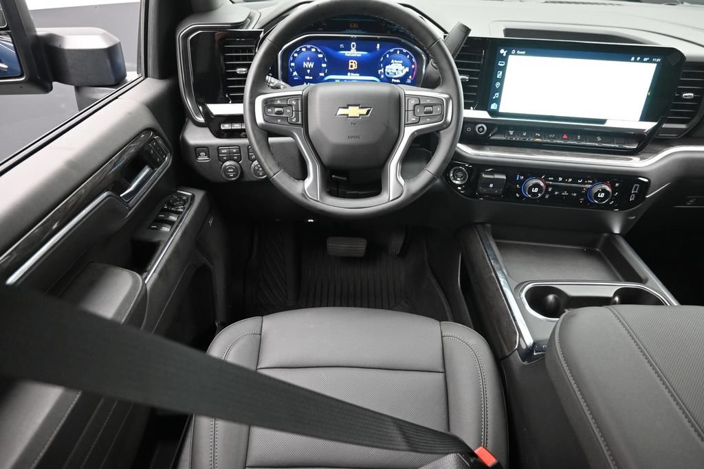 New 2026 Chevrolet Silverado 2500 LTZ w/ LTZ Plus Package AWD/4WD image 12