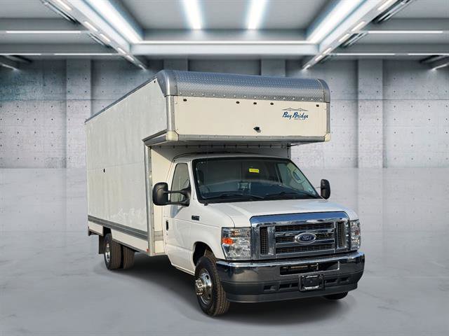 Used 2022 Ford E-450 and Econoline 450 Super Duty w/ Power Windows & Locks Group image 22