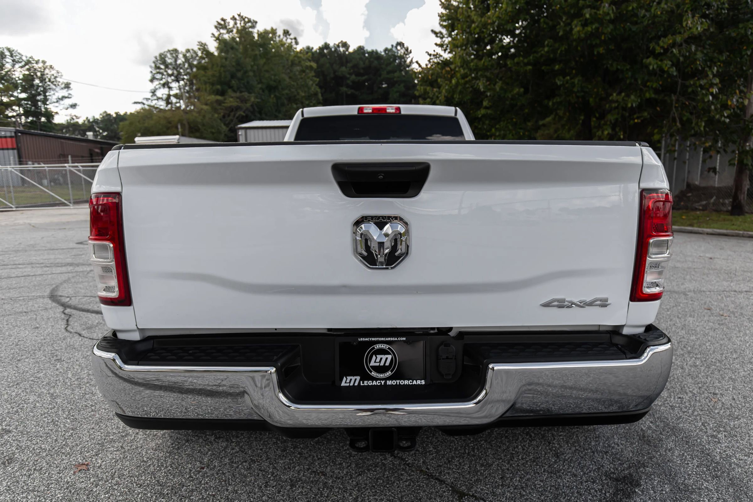 Used 2020 RAM 3500 Tradesman w/ Chrome Appearance Group image 17