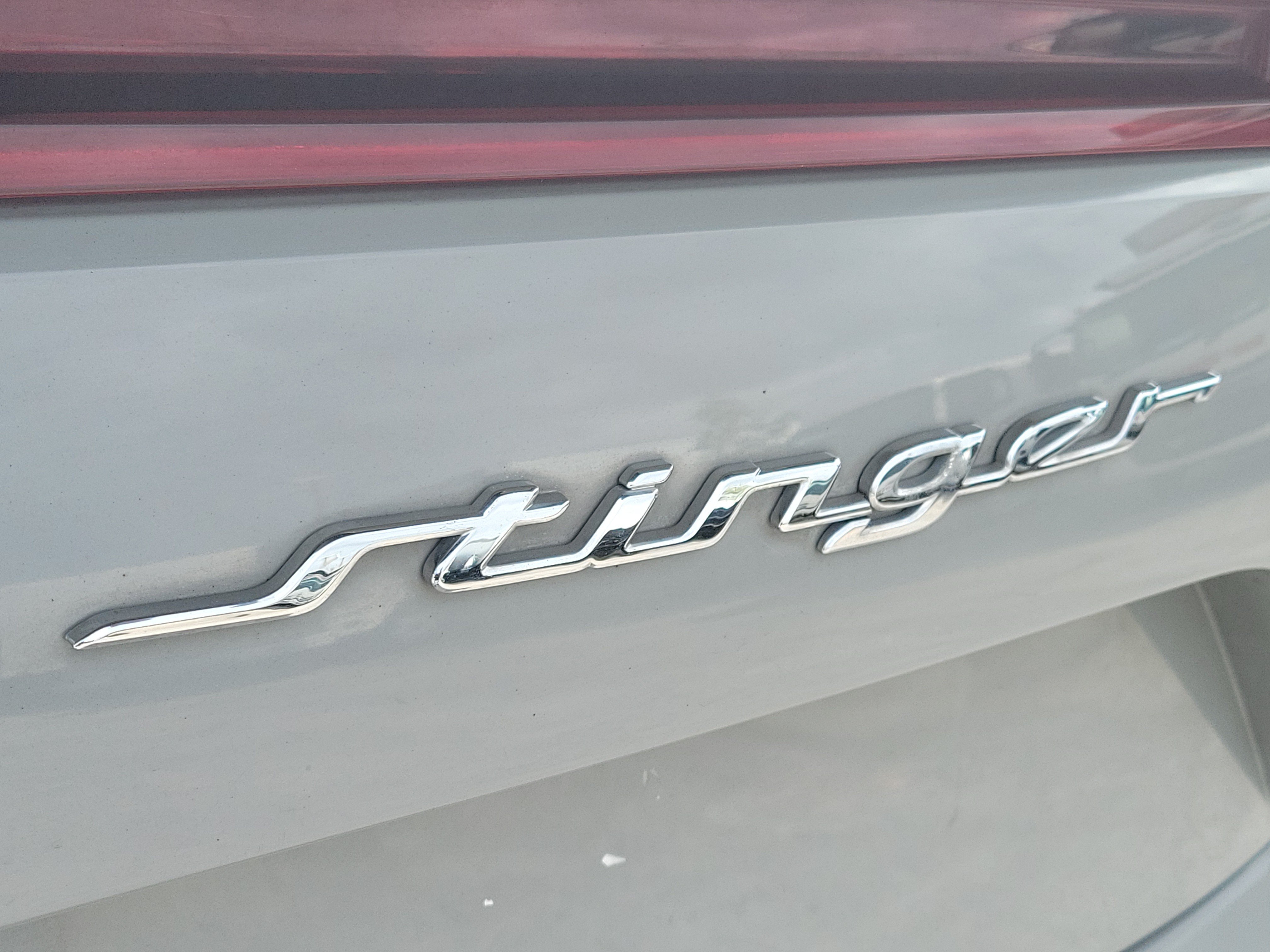 Used 2020 Kia Stinger GT1 RWD image 11