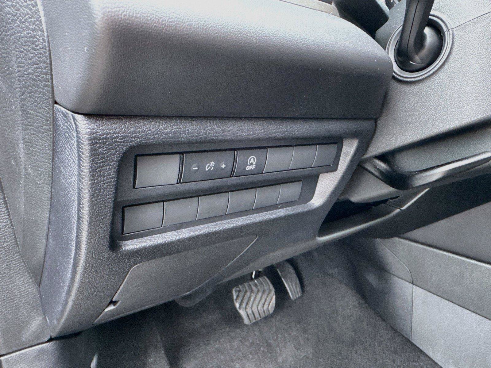 New 2026 Mitsubishi Outlander SE FWD image 14