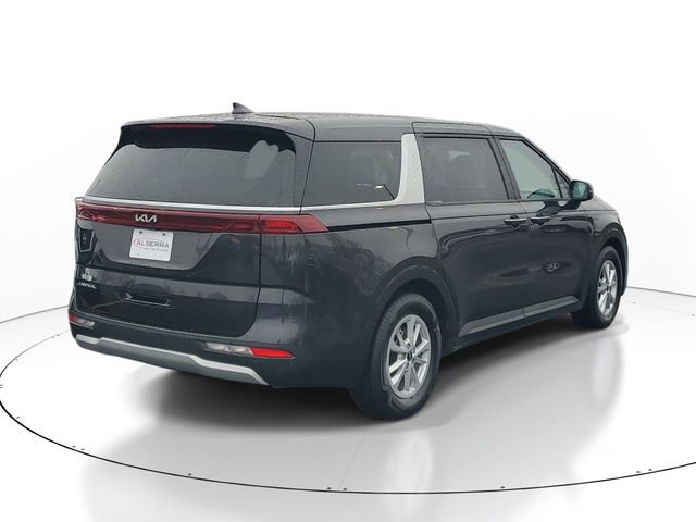 Certified 2024 Kia Carnival LX image 4