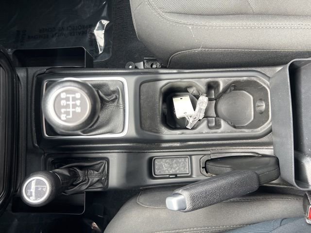 Used 2022 Jeep Gladiator Willys image 10
