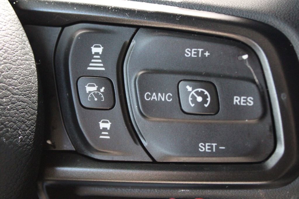 Used 2024 Jeep Gladiator Rubicon w/ Convenience Group image 31