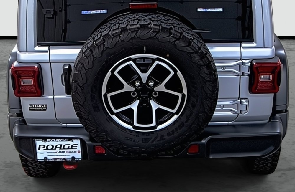 Used 2024 Jeep Wrangler Rubicon image 11