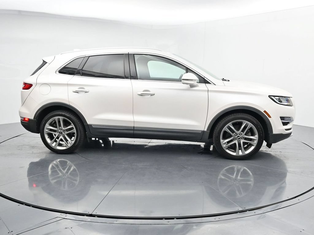 Used 2019 Lincoln MKC Reserve w/ MKC Climate Package AWD/4WD image 9