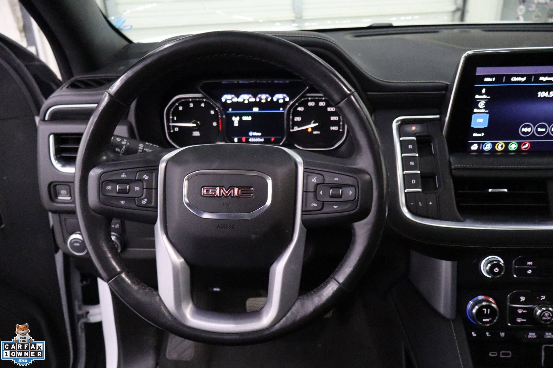 Used 2021 GMC Yukon SLT w/ SLT Premium Package image 18