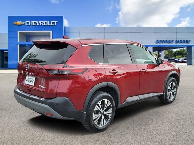 Used 2022 Nissan Rogue SV image 4