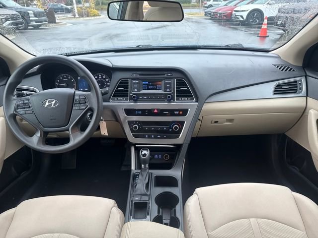 Used 2015 Hyundai Sonata SE image 12