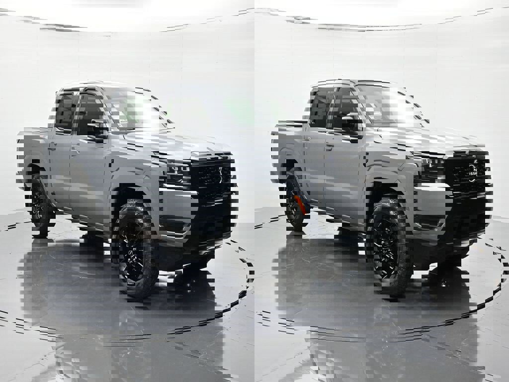 New 2026 Nissan Frontier SV image 3
