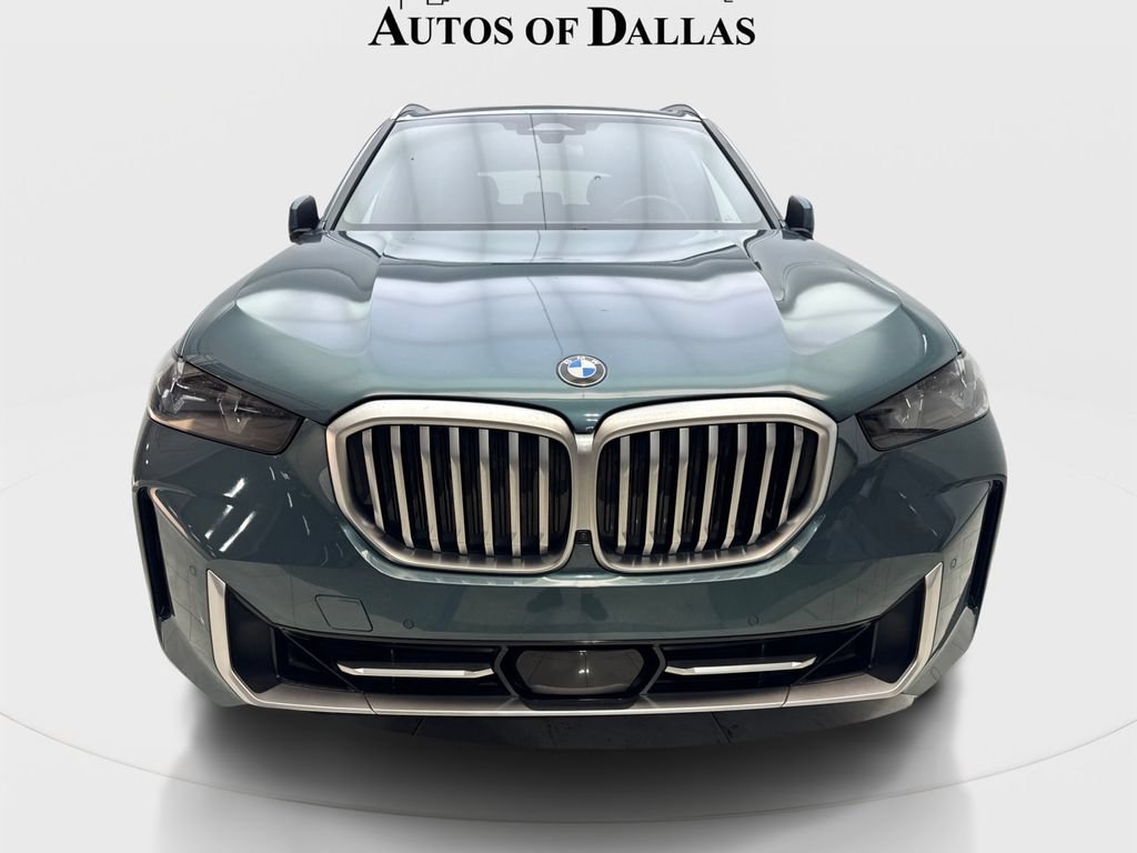 Used 2024 BMW X5 xDrive40i w/ Parking Assistance Package AWD/4WD image 3