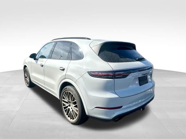 Used 2023 Porsche Cayenne S Platinum image 5