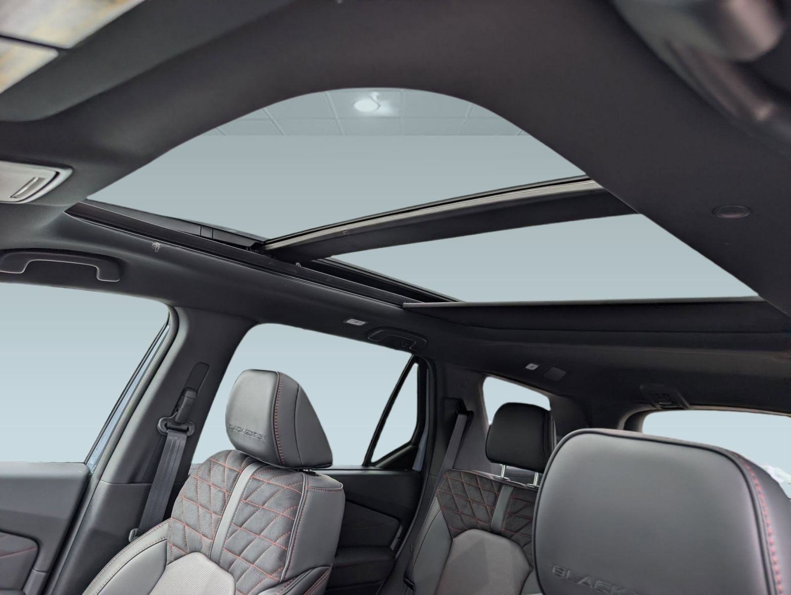 New 2026 Honda Pilot Black Edition image 15