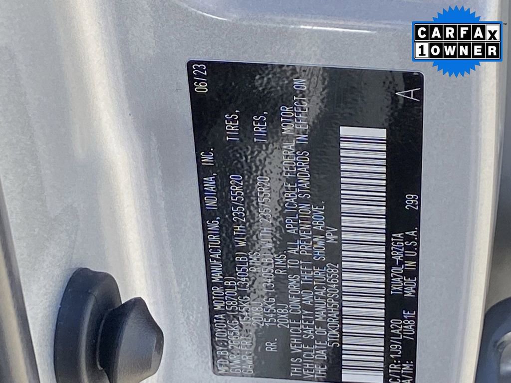 Used 2023 Toyota Highlander Platinum image 37