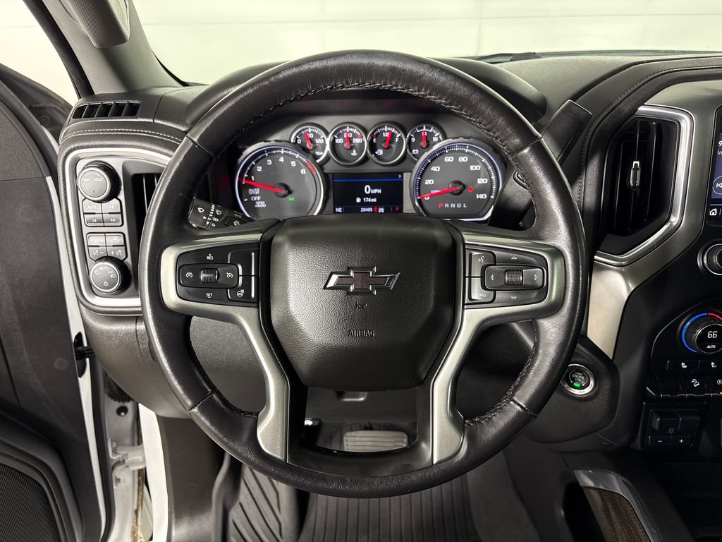 Used 2021 Chevrolet Silverado 1500 LT Trail Boss w/ Convenience Package II AWD/4WD image 17