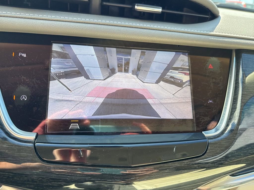 Used 2021 Cadillac XT6 Premium Luxury w/ LPO, Floor Liner Package image 25