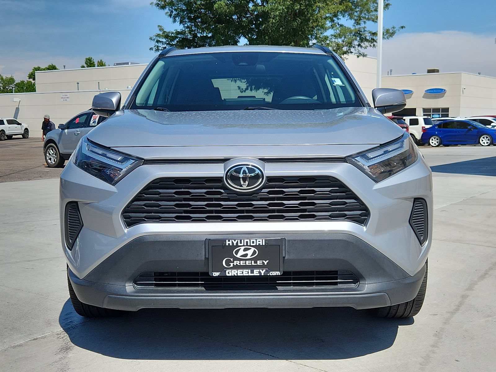 Used 2024 Toyota RAV4 XLE AWD/4WD image 8