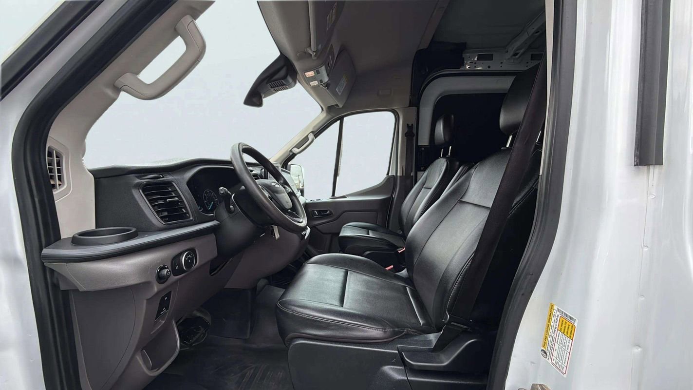 Used 2023 Ford Transit 250 Medium Roof AWD w/ Load Area Protection Package image 16