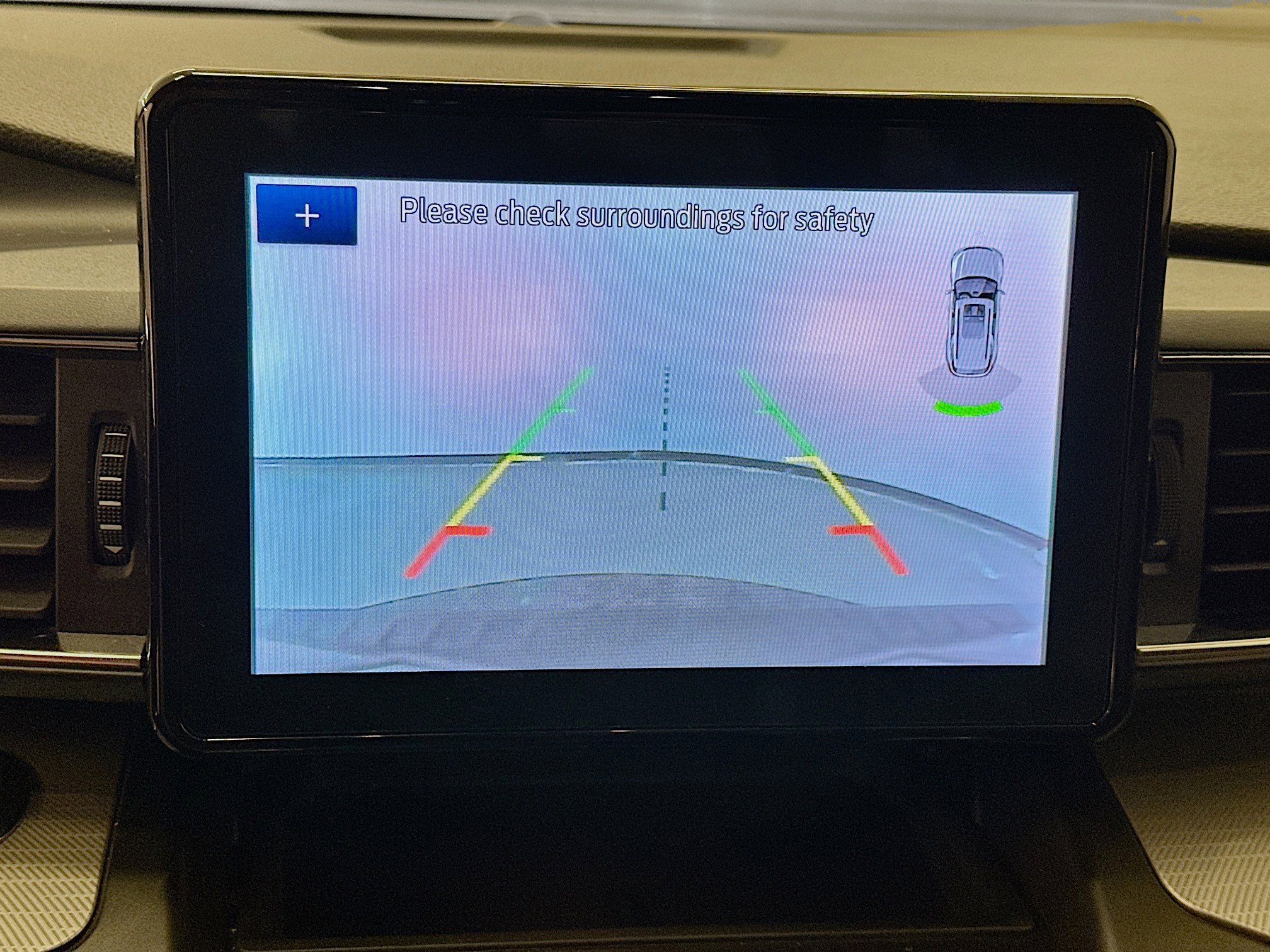 Used 2020 Ford Explorer XLT w/ Equipment Group 202A image 23