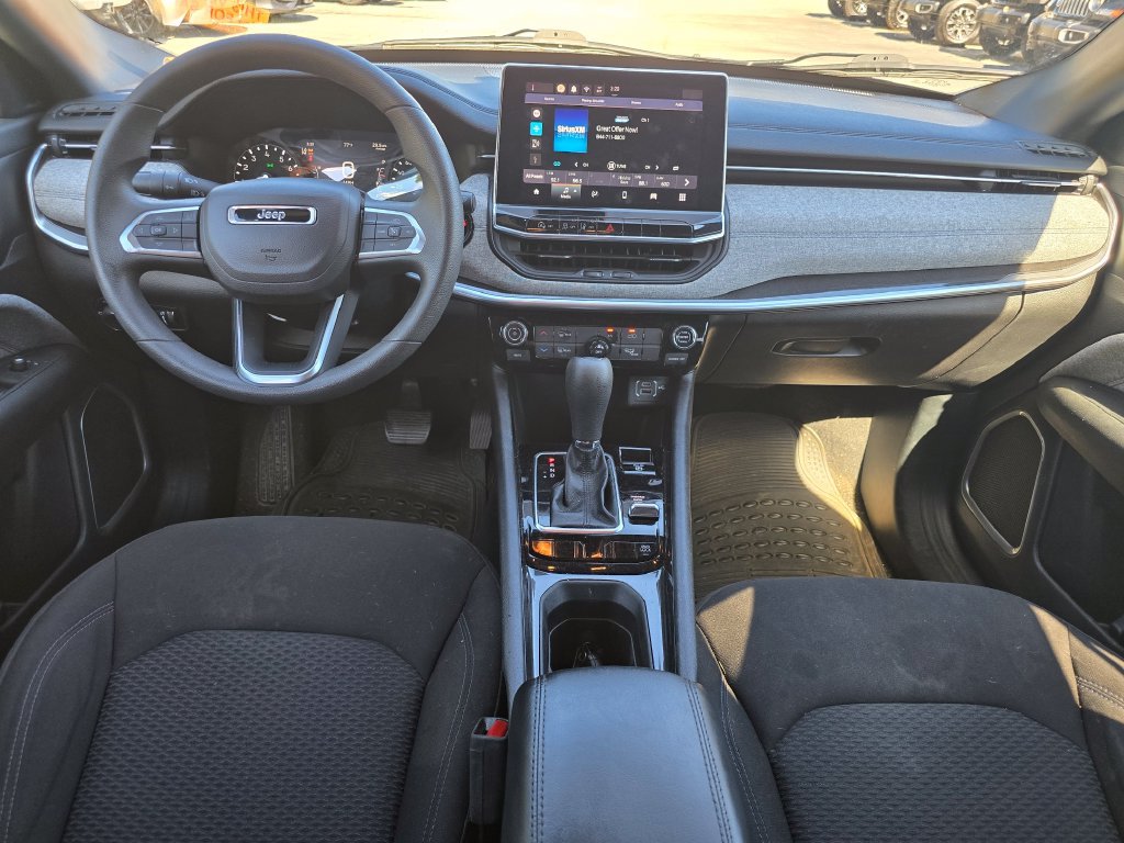 Used 2024 Jeep Compass Sport AWD/4WD image 5