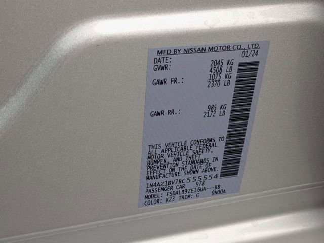 Used 2024 Nissan Leaf S image 39