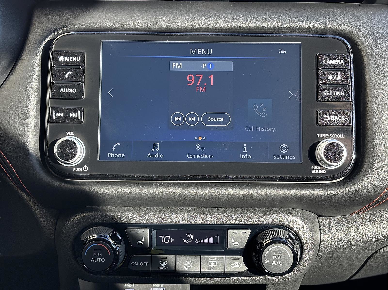 Used 2023 Nissan Kicks SR w/ SR Premium Package image 20