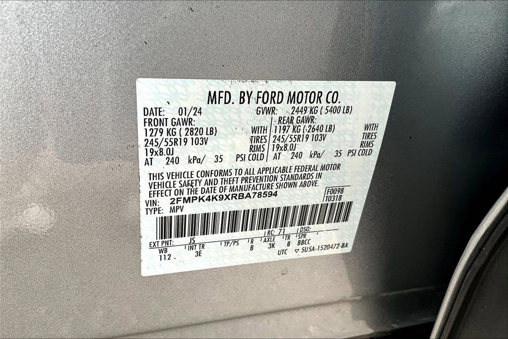 Used 2024 Ford Edge Titanium image 44