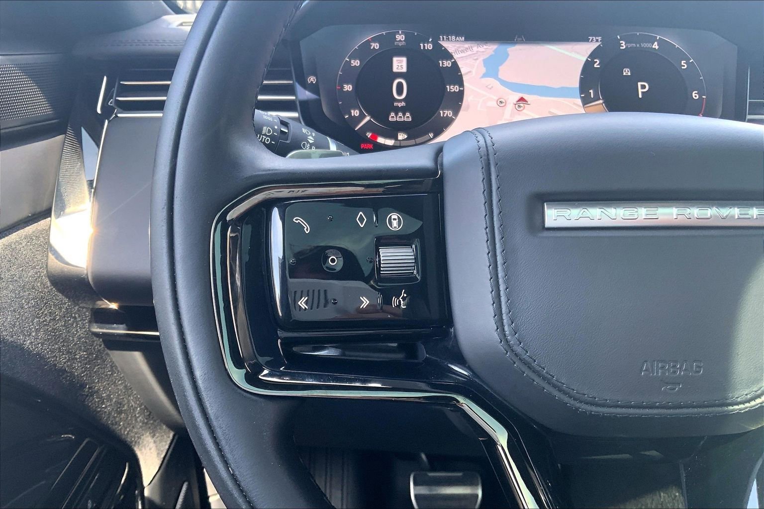 Used 2024 Land Rover Range Rover Sport Dynamic SE image 23