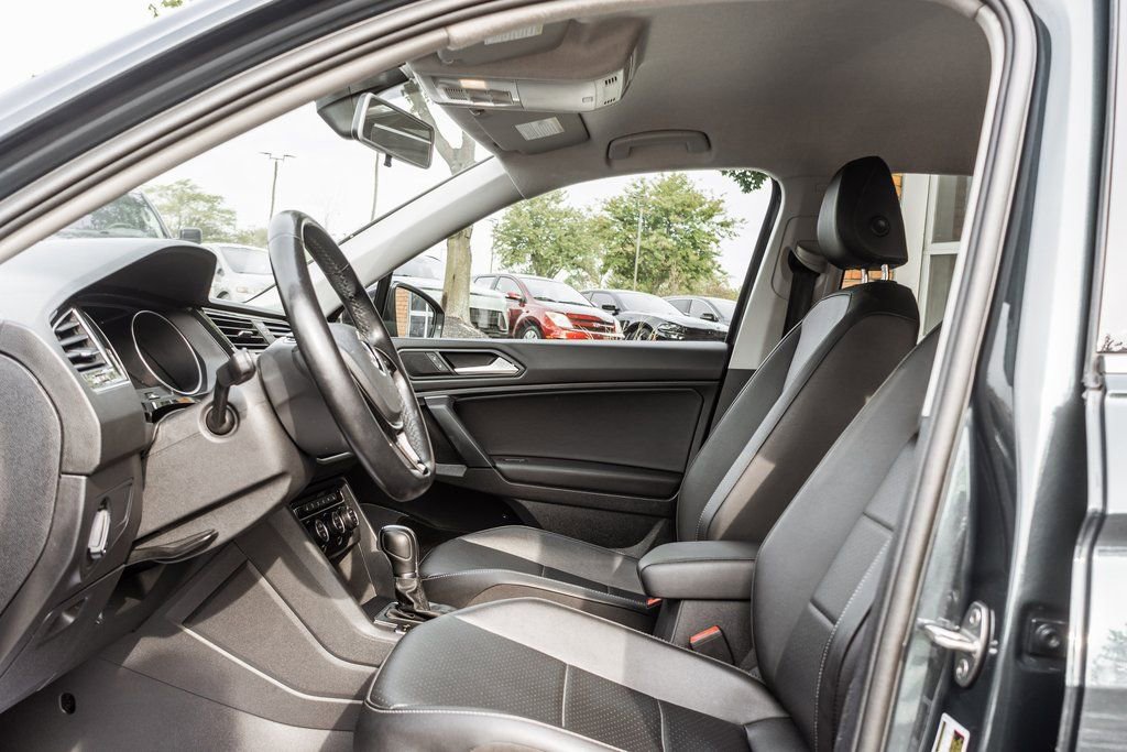 Used 2019 Volkswagen Tiguan SE image 20