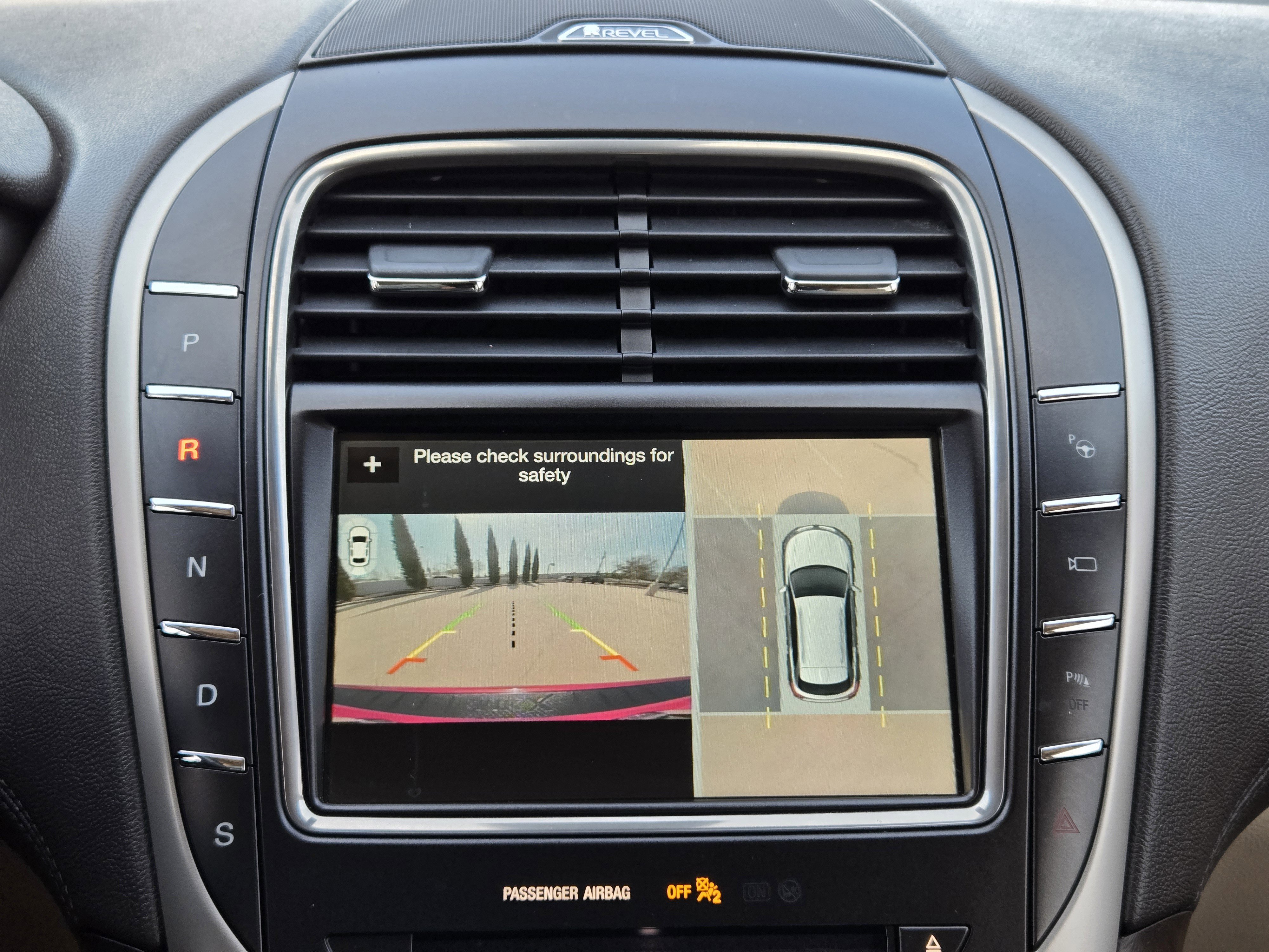 Used 2018 Lincoln MKX Reserve w/ Driver Assistance Package image 23