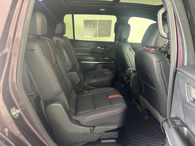 Used 2024 Chevrolet Traverse RS AWD/4WD image 27