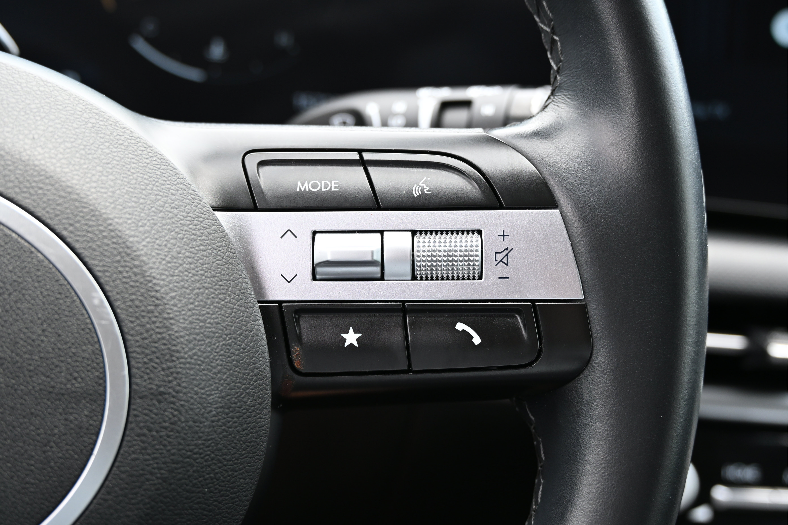 Used 2025 Hyundai Tucson SEL FWD image 34