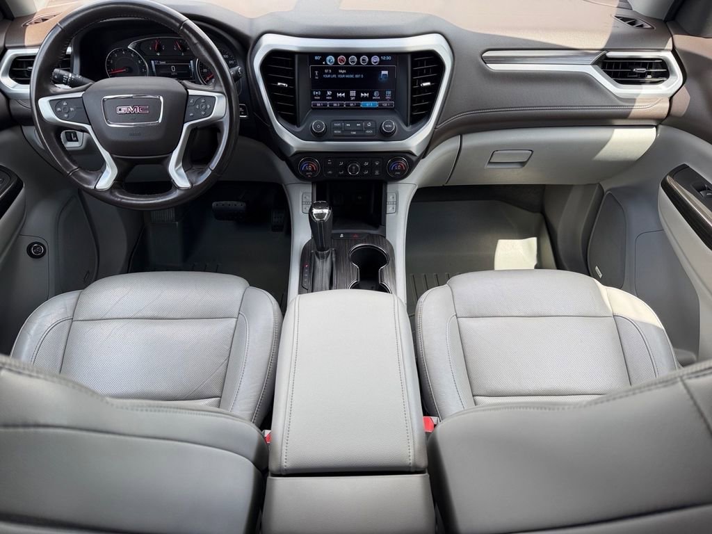 Used 2019 GMC Acadia SLT image 16