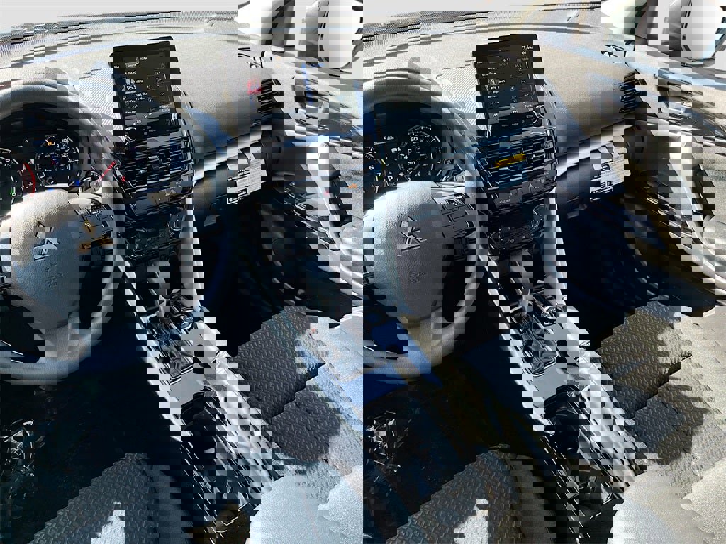 New 2026 Mitsubishi Eclipse Cross LE image 22