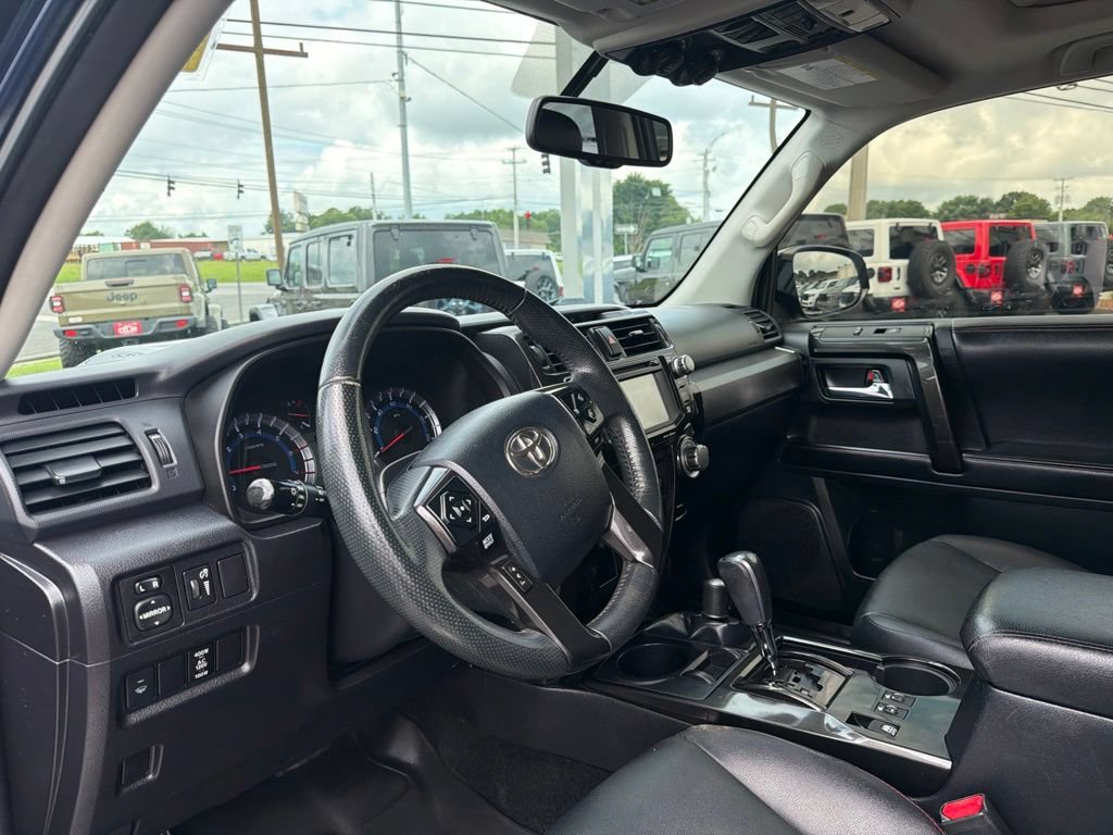 Used 2016 Toyota 4Runner Trail Premium AWD/4WD image 30