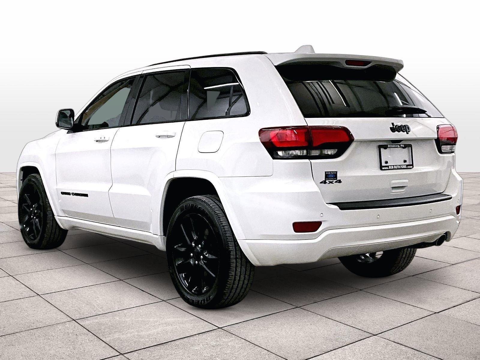 Used 2021 Jeep Grand Cherokee Laredo X image 10