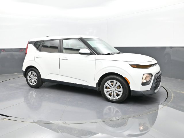 Used 2020 Kia Soul LX FWD image 23