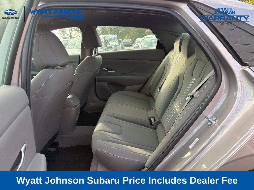 Used 2024 Hyundai Elantra SEL FWD image 30