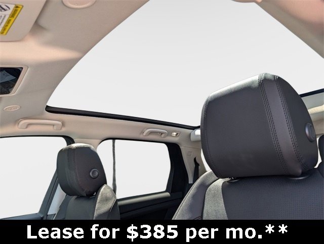 Used 2024 Land Rover Discovery Sport S image 6