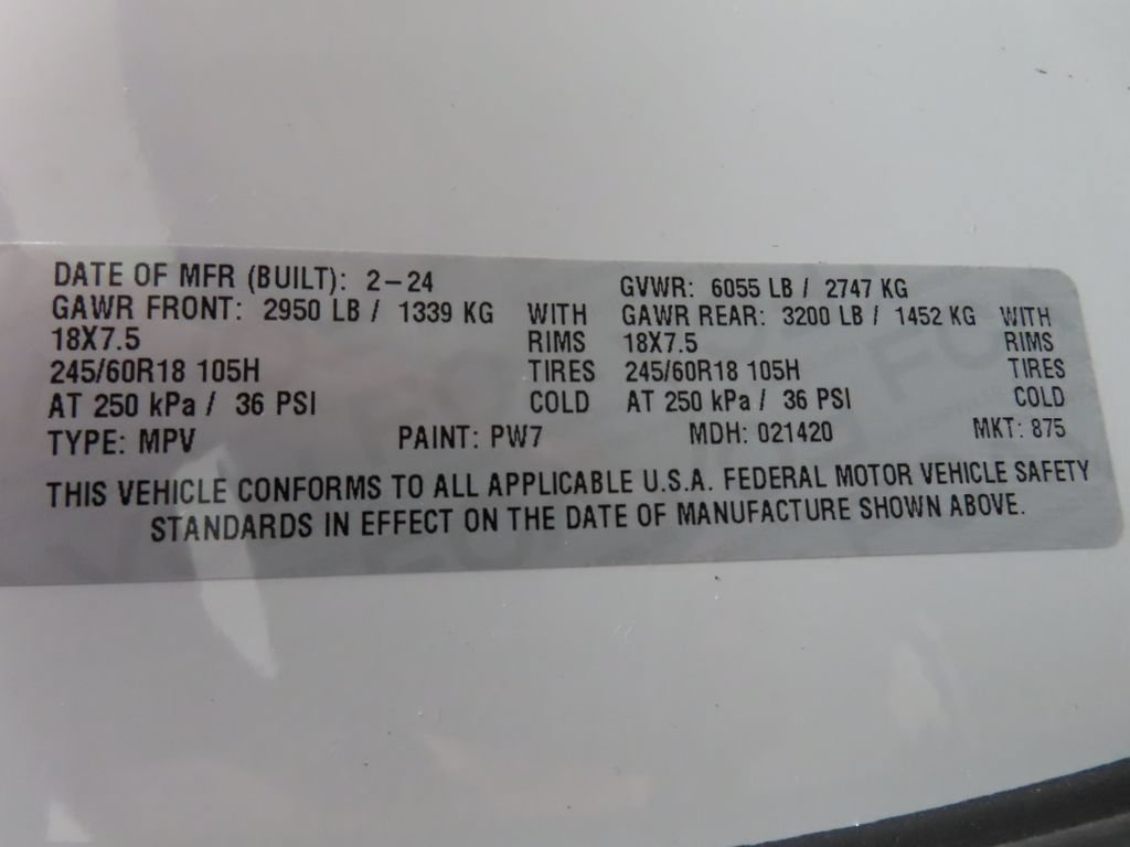 Used 2024 Chrysler Pacifica Limited FWD image 65