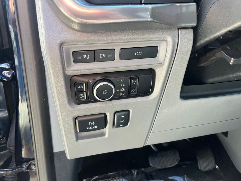 Certified 2023 Ford F150 Lariat w/ Trailer Tow Package AWD/4WD image 38